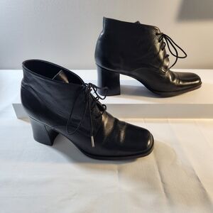 Ipanema Black Leather Lace‑Up Ankle Boots Size 6.5 Block Heel Vintage Classic
